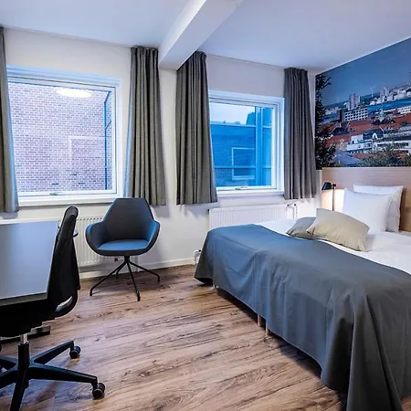 Otel Kompas
