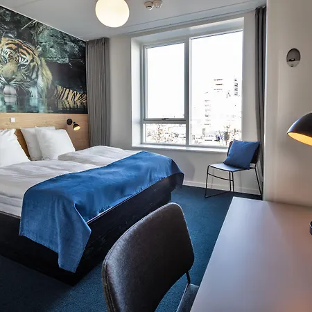 Hotel Kompas 4*